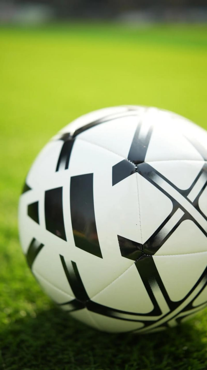 90比分vs即时比分90赛事预测数据分析